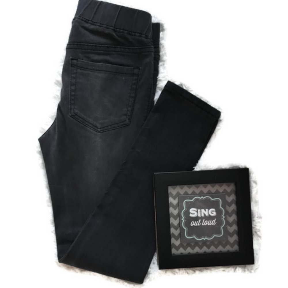 Girls Jeggings| Charcoal Gray| 10| Cat& Jack